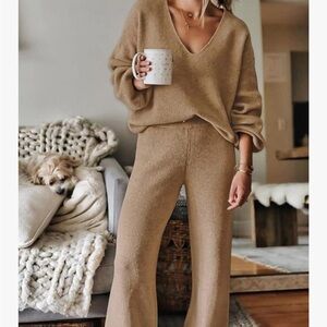 Viottiset Lounge Set – Women’s M – Brown – 29” Inseam